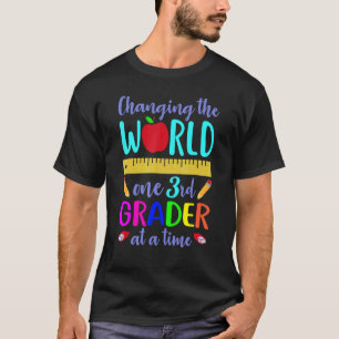 Camiseta Professor do 3º ano Mudando o Mundo um aluno de ca