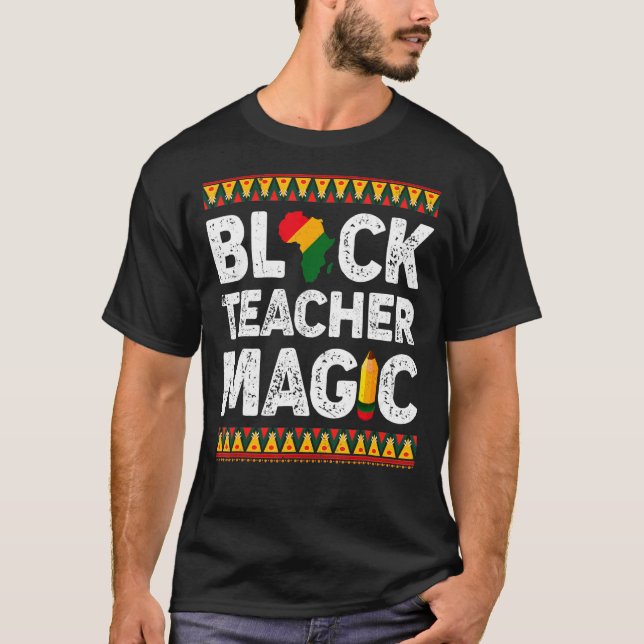 Camiseta Professor Preto Magic Melanin Pride Orgulho Negro  (Frente)
