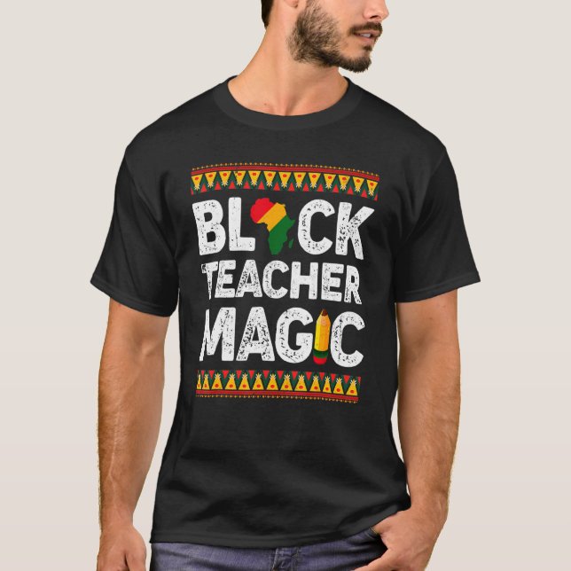 Camiseta Professor Preto Magic Melanin Pride Orgulho Negro  (Frente)
