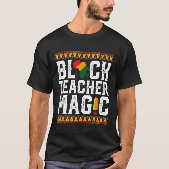 Camiseta Professor Preto Magic Melanin Pride Orgulho Negro  (Frente)