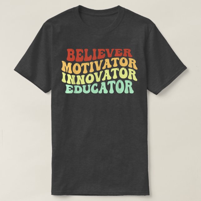 Camiseta professor retr educador inovador de motivação cren (Frente do Design)