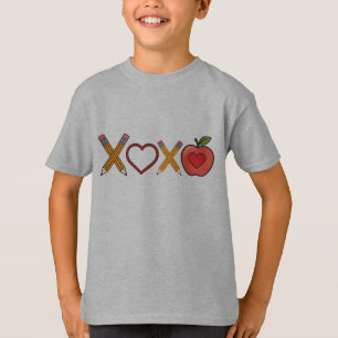Camiseta Professor XOXO Dia dos Namorados Lápis e Maçã