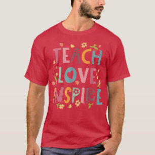 Camiseta Professora Amor Inspira Professora Vinatge No Últi