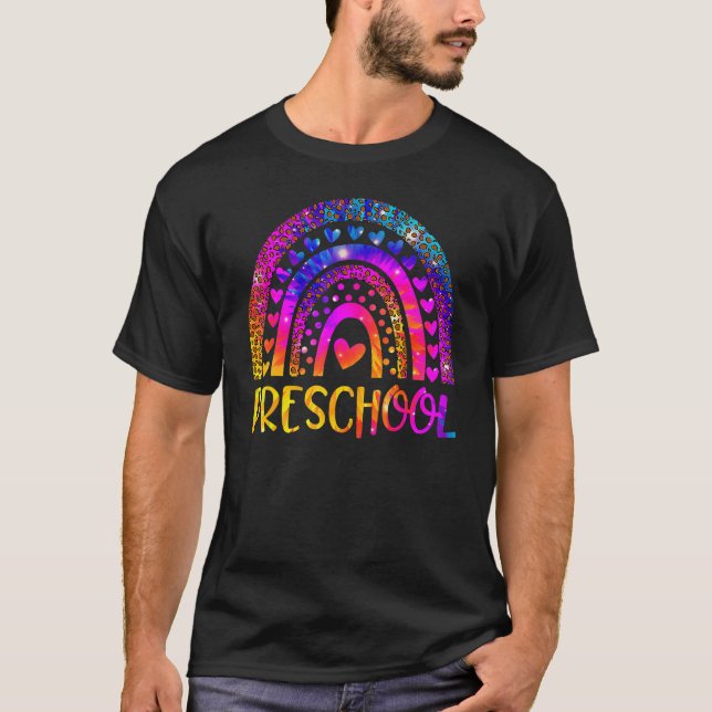 Camiseta Professora Da Pré-Escola Leopard Tie Dye Rainbow D (Frente)