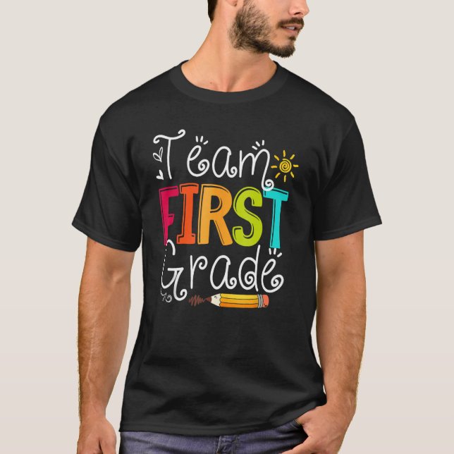 Camiseta Professora Da Primeira Série Da rua De Volta À Esc (Frente)