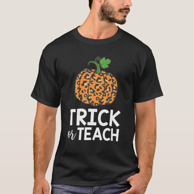 Camiseta Professora De Ensino De Pumpkin No Queda Do Hallow (Frente)