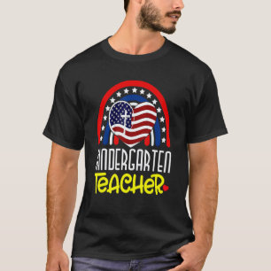 Camiseta Professora de Jardim de Infância Coração Arco-íris