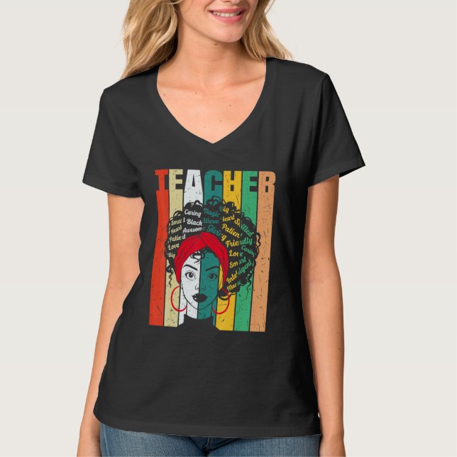 Camiseta Professora de Mulher Negra Depois do Mês da Histór (Frente)