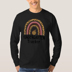 Camiseta Professora do infantário Rainbow Team Hello Kinder