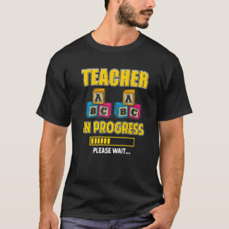 Camiseta Professora Em Progresso Educador Rainbow Dabbin