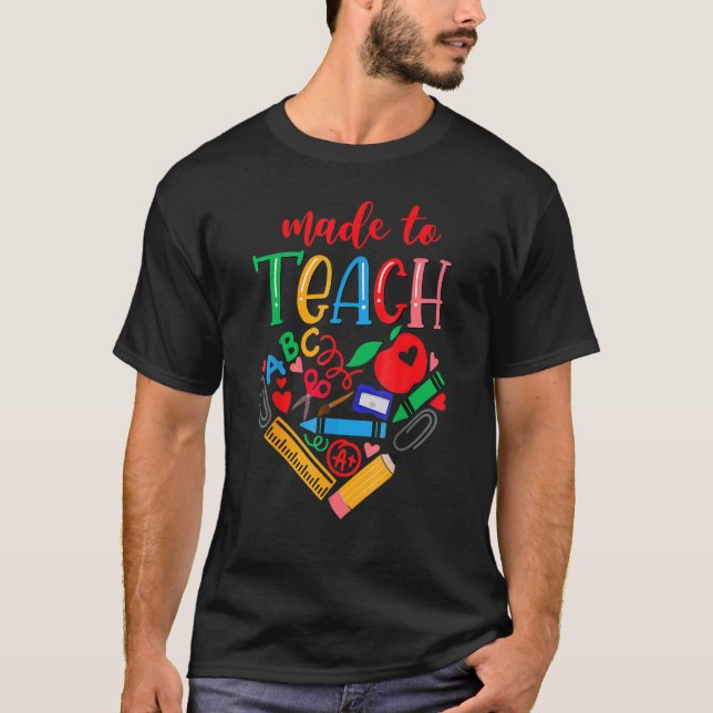 Camiseta Professora Feita Para Ensinar Gráfico Giro Para Ho (Frente)