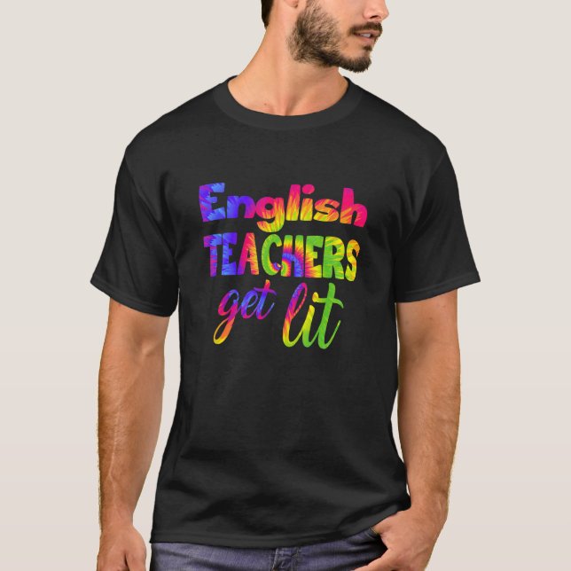 Camiseta Professora Inglesa Pega Lit Professor Tie Dye Hipp (Frente)