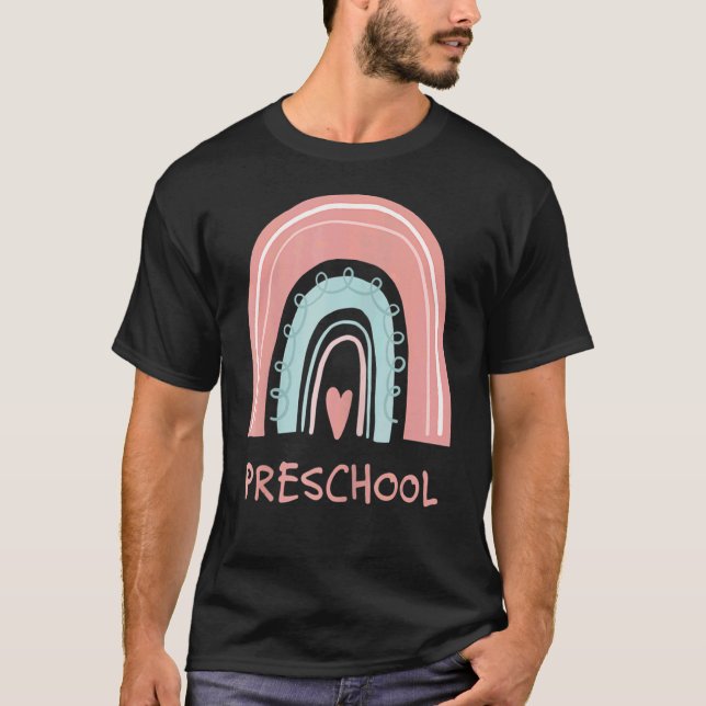 Camiseta Professora Pré-Escolar Cotovelo Arco-Íris Cuto Pré (Frente)
