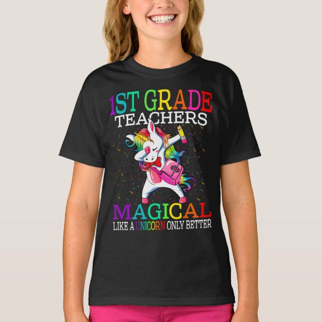 Camiseta Professores Da Classe 1rua Mágicos Como Unicórnio (Frente)