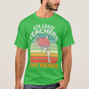 Camiseta Professores do 4º ano adoram cérebros Zombie Teach