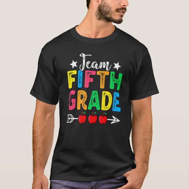 Camiseta Professores Do Quinto Grau Da Equipe De Ensino Bas (Frente)