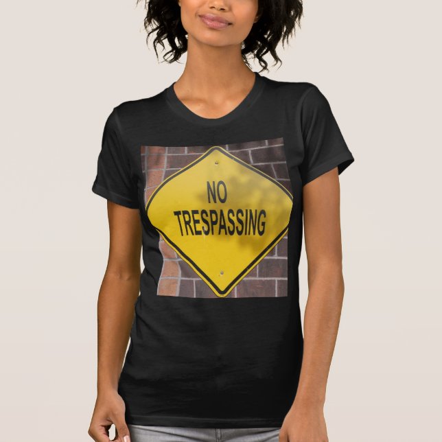 Camiseta Proibida a Entrada (Frente)
