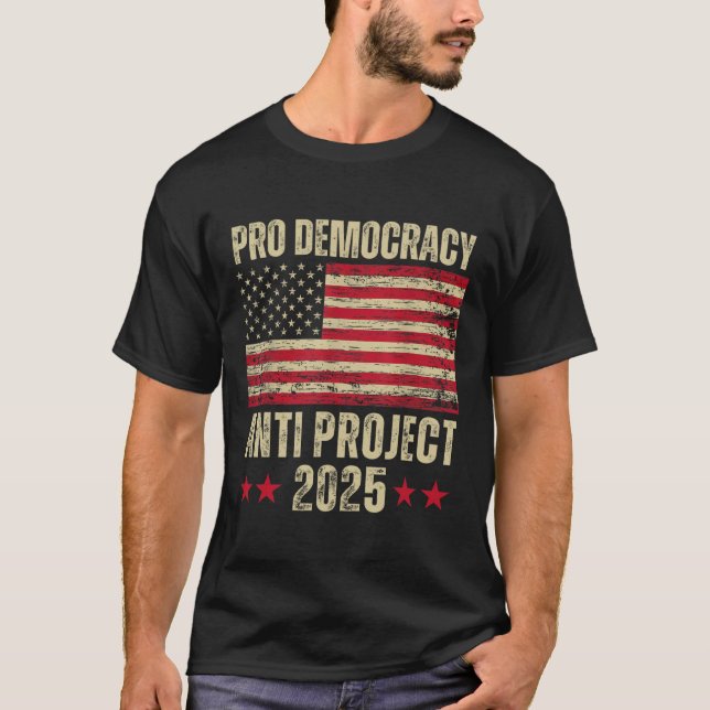Camiseta Projeto Democracy Anti Project 2025 Stop Project 2 (Frente)