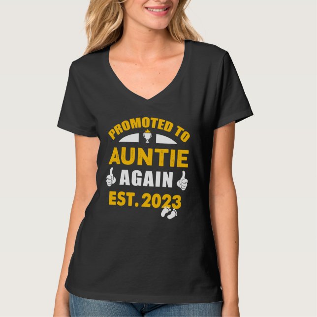 Camiseta Promoted To Auntie Again 2023 Pregnancy Announceme (Frente)