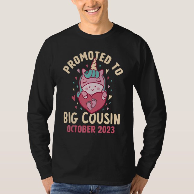 Camiseta Promoted to Big Cousin October 2023 Unicorn Hearts (Frente)