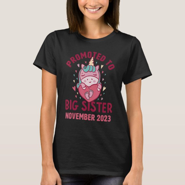 Camiseta Promoted to Big Sister November 2023 Unicorn Heart (Frente)