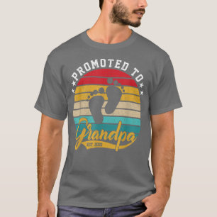 Camiseta Promoted To Grandpa 2022 First Time Grandpa Est 20