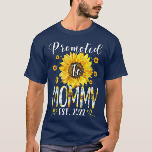 Camiseta Promoted To Mommy EST 2022 Sunflower New Mother's