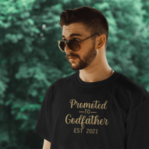 Camiseta Promovido a Ano Personalizado da Tipografia de God
