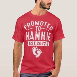 Camiseta Promovido a Nannie Est 2022 Grandma Dia de as mães