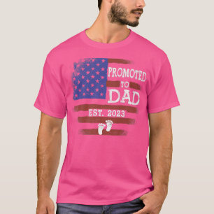 Camiseta Promovido A Pai Da Gravidez De Bandeiras Americana