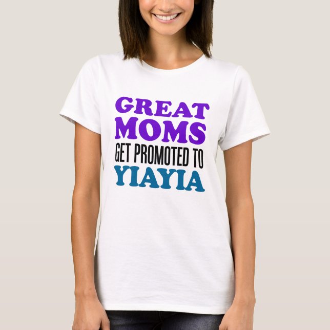 Camiseta Promovido a YiaYia (Frente)