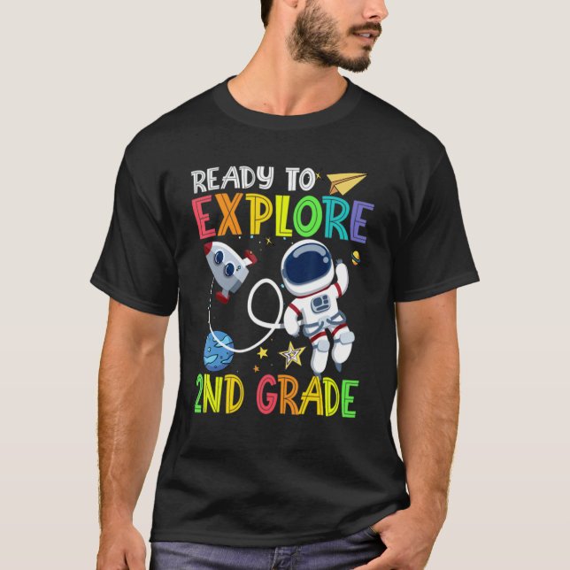 Camiseta Pronto Para Explorar O Astronauta Do Nível Do segu (Frente)