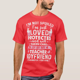 Camiseta Protegido E Bem Cuidado Pelo Meu Professor BoyFrid