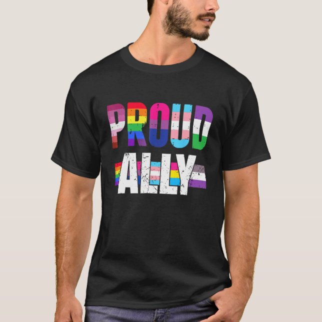 Camiseta Proud Ally  For Gay Pride Month Transgender Flag D (Frente)