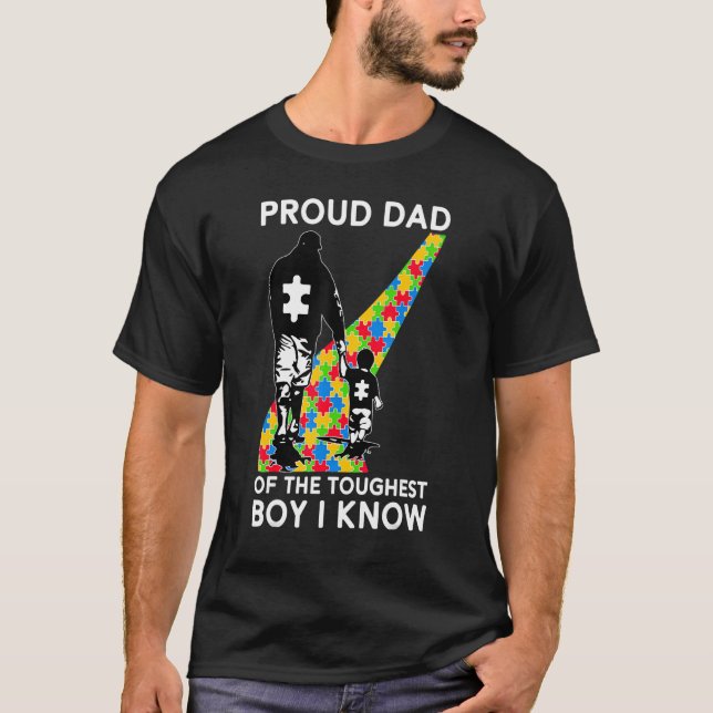 Camiseta Proud Dad Of The Toughest Boy I Know Autism Awaren (Frente)