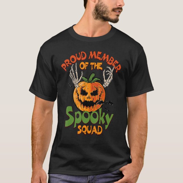 Camiseta Proud Member Of The Spooky Squad Spooky Season Hal (Frente)