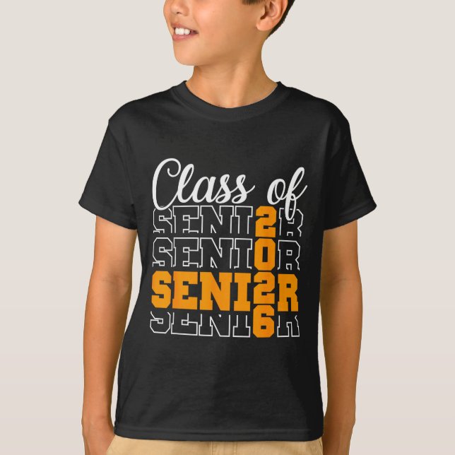 Camiseta Proud senior 2026 graduation high school class of (Frente)