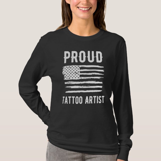 Camiseta Proud Tattoo Artist Profession American Flag (Frente)