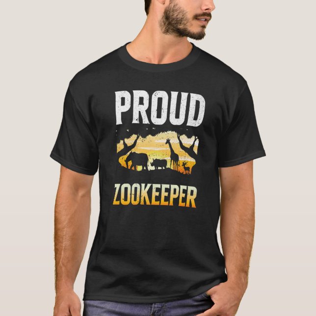 Camiseta Proud Zookeeper Zookeeping Zoo Keeper Zoos Keeping (Frente)