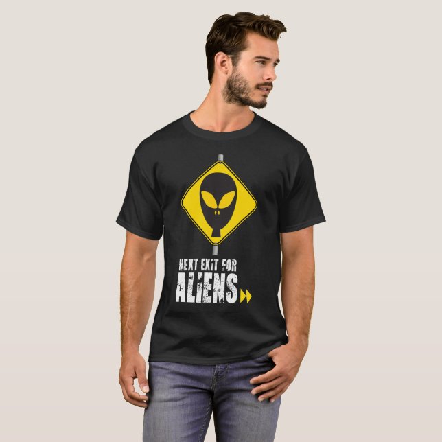 Camiseta Próxima saída para Aliens (Frente Completa)