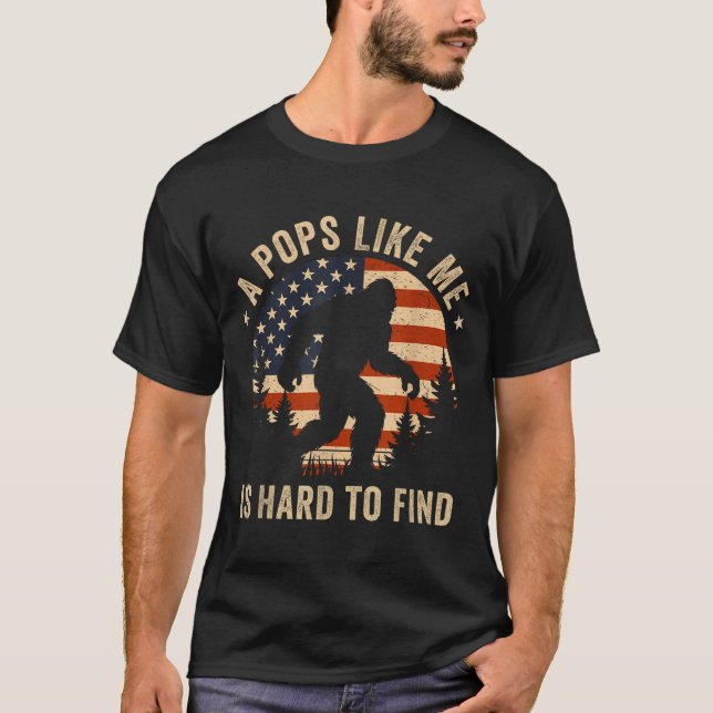 Camiseta Ps Like Me Is Hard To Find Bigfoot Usa Flag Funny  (Frente)