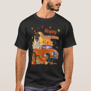 Camiseta Pug Bonito No Cão De Ação De Graças De Um Caminhão