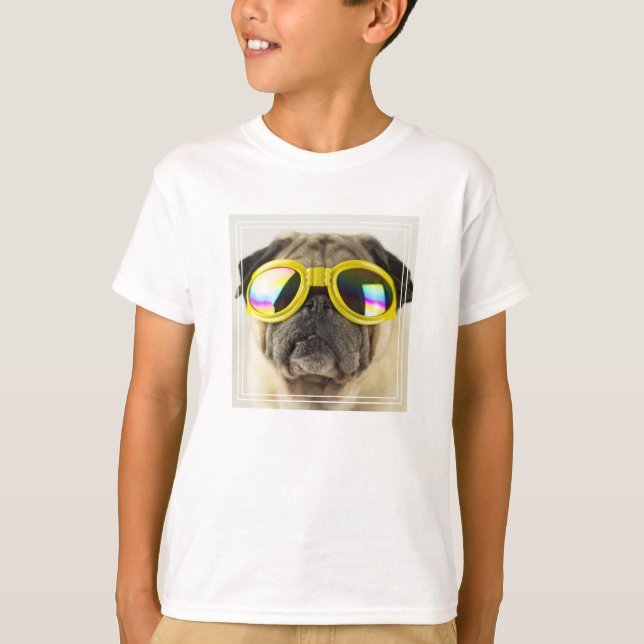 Camiseta Pug com óculos (Frente)