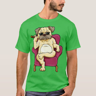 Camiseta Pug com óculos de sol e charuto