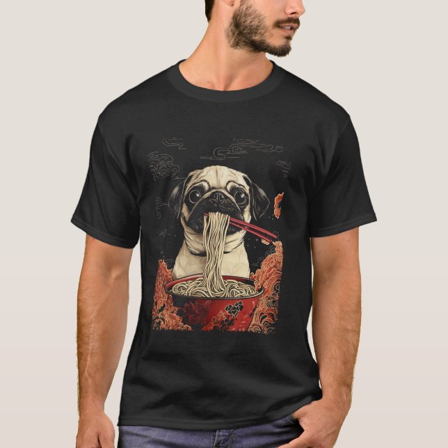 Camiseta Pug Comendo Ramen (Frente)