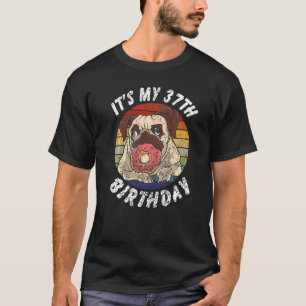 Camiseta Pug de 37 Anos e Donut Vintage Distressed 37º
