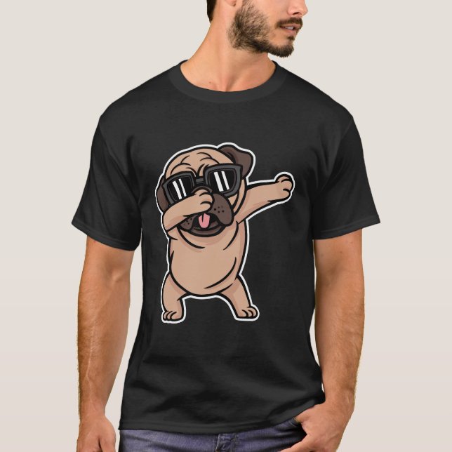 Camiseta Pug de Bom Humor com Óculos Dabbing (Frente)