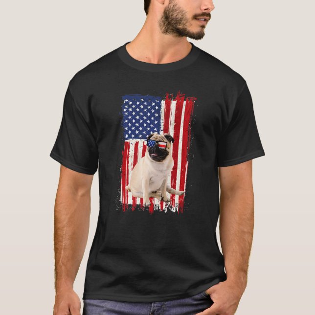 Camiseta Pug Dog American Flag Patriótico Independência 4º (Frente)