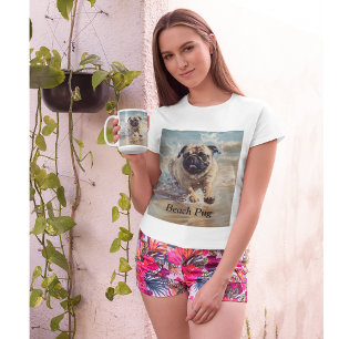 Camiseta Pug Feliz na Praia personalizável