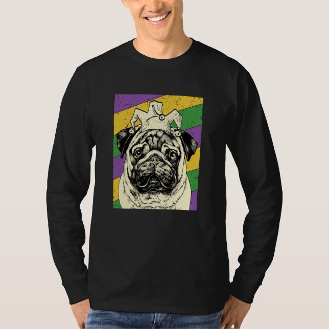 Camiseta Pug Jester Mardi Gras Dog Mom or Dad (Frente)